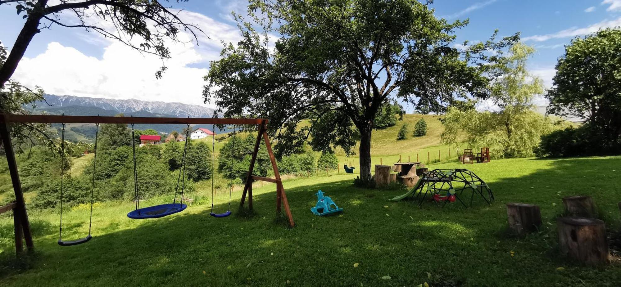 Nona Highland Home Moieciu de Jos Exterior photo